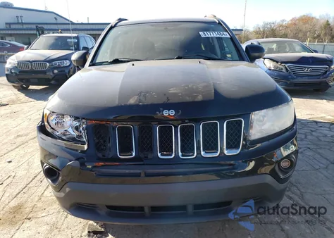 2013 Jeep Compass Sport из США, поврежденный, VIN 1C4NJCBAXDD250709
